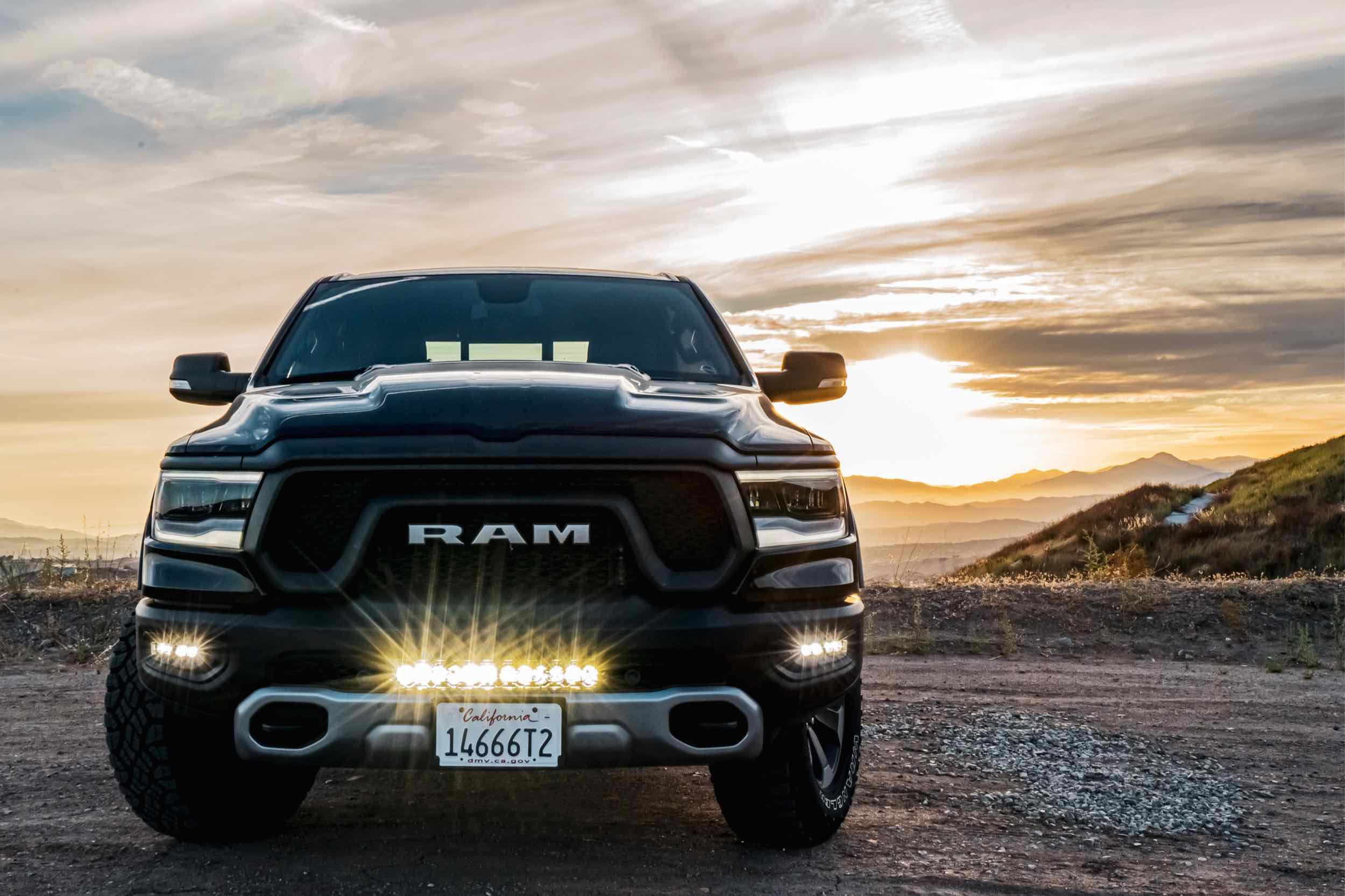 2020 ram 1500 fog light bulb